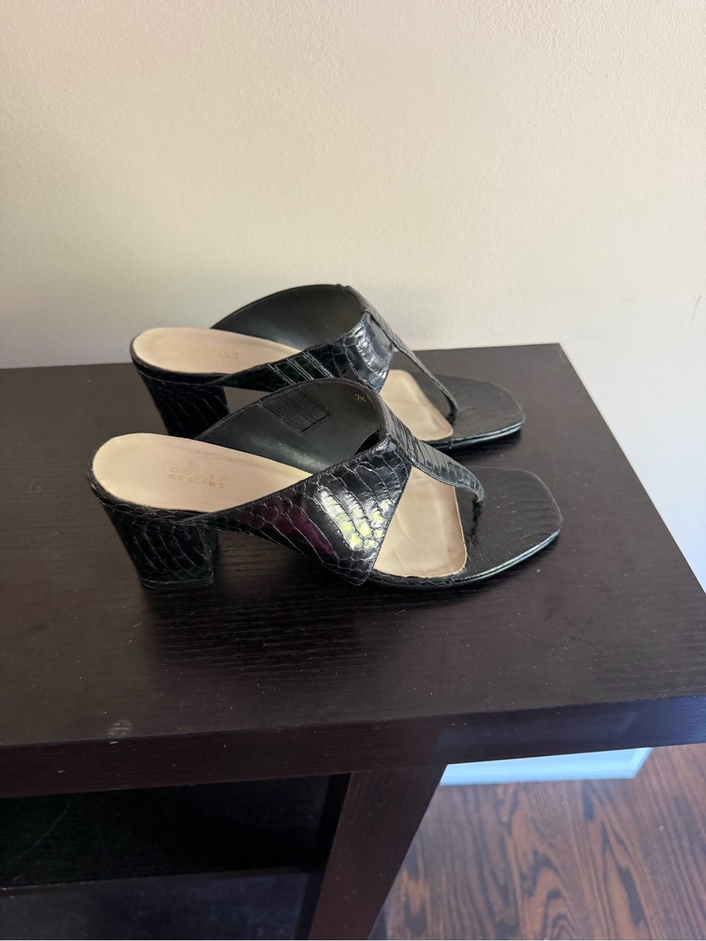 Colin Stuart Black Croc-Embossed thong Mid Heel Slide Sandals